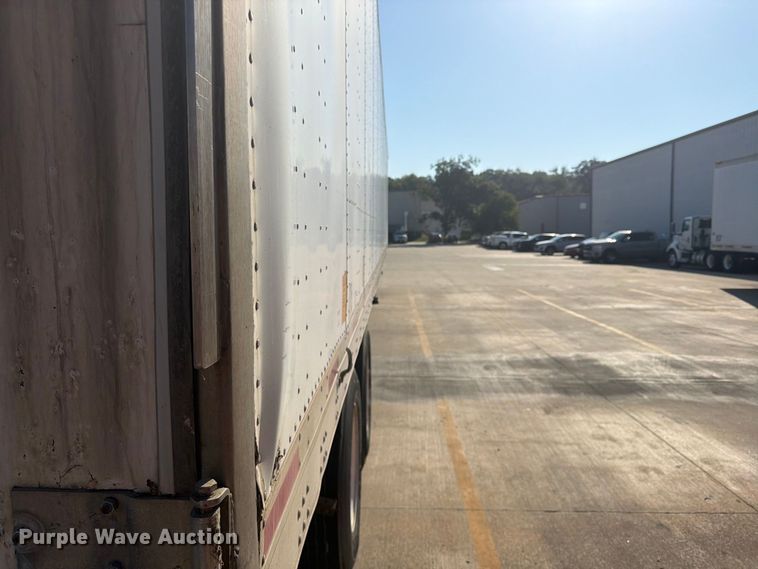 image for item FP4059 2001 Utility VS2DC dry van trailer