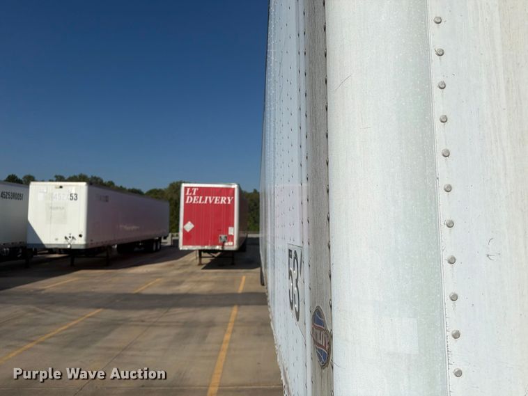 image for item FP4059 2001 Utility VS2DC dry van trailer