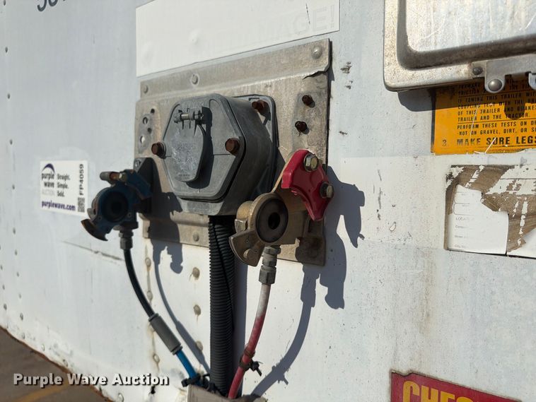 image for item FP4059 2001 Utility VS2DC dry van trailer