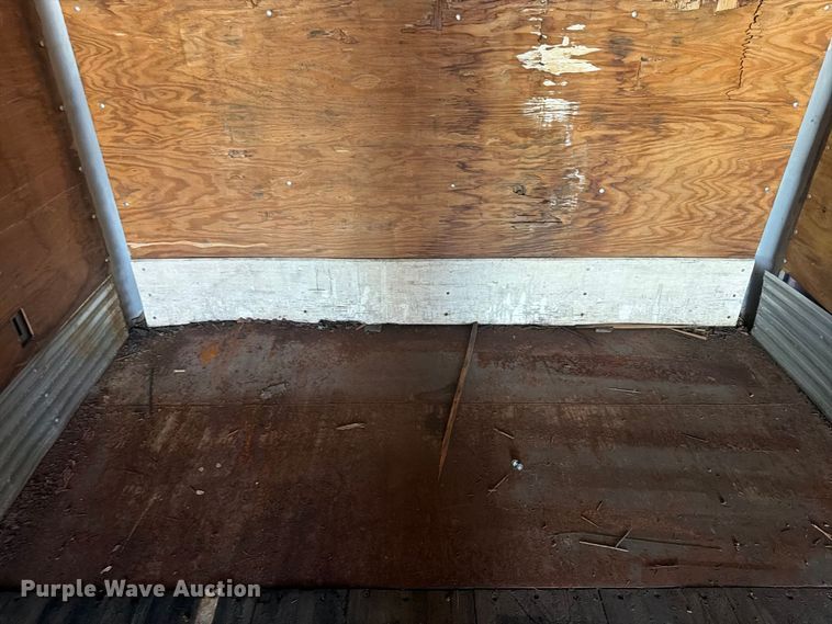image for item FP4059 2001 Utility VS2DC dry van trailer