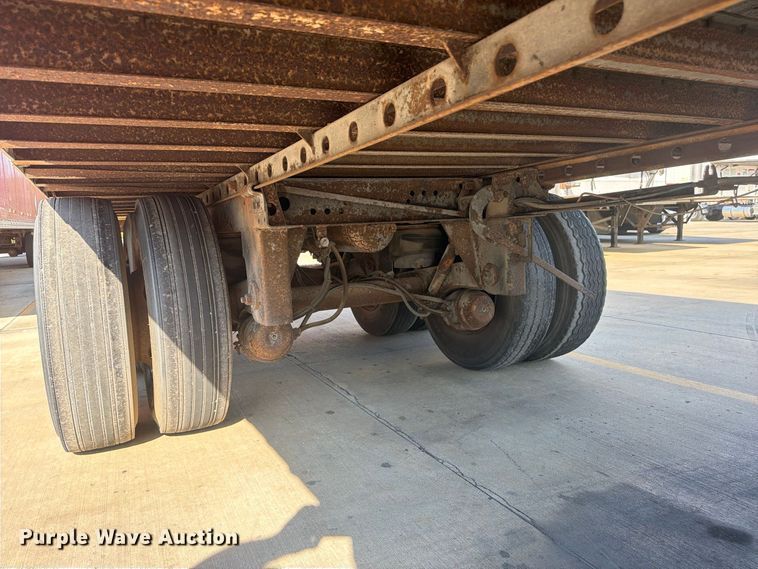 image for item FP4059 2001 Utility VS2DC dry van trailer