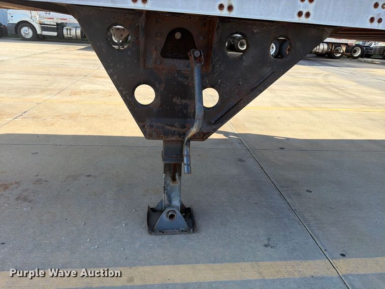 image for item FP4059 2001 Utility VS2DC dry van trailer