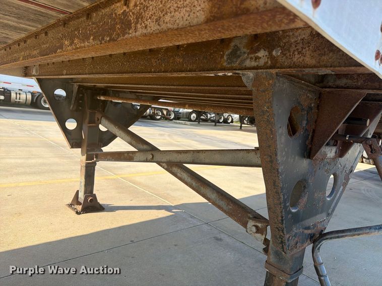 image for item FP4059 2001 Utility VS2DC dry van trailer