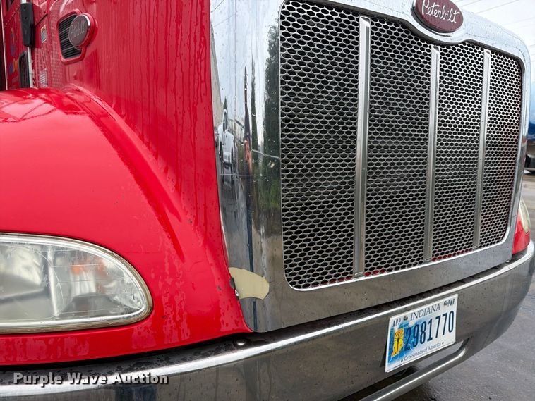 image for item FP4072 2009 Peterbilt 335 fuel truck