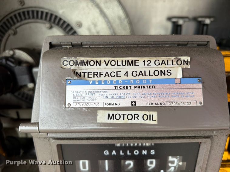 image for item FP4072 2009 Peterbilt 335 fuel truck