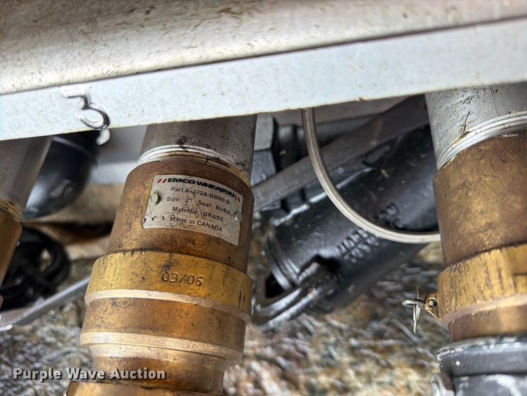 image for item FP4072 2009 Peterbilt 335 fuel truck