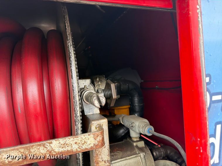 image for item FP4072 2009 Peterbilt 335 fuel truck
