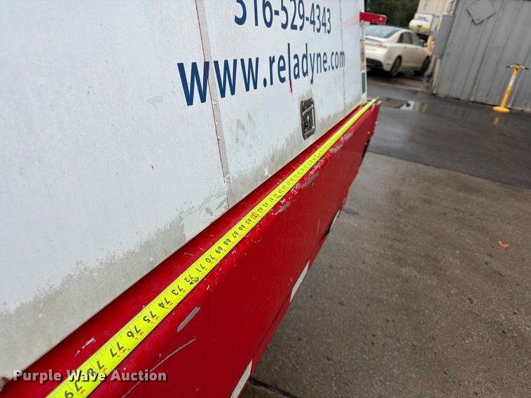 image for item FP4072 2009 Peterbilt 335 fuel truck