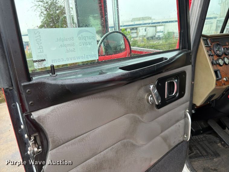 image for item FP4072 2009 Peterbilt 335 fuel truck