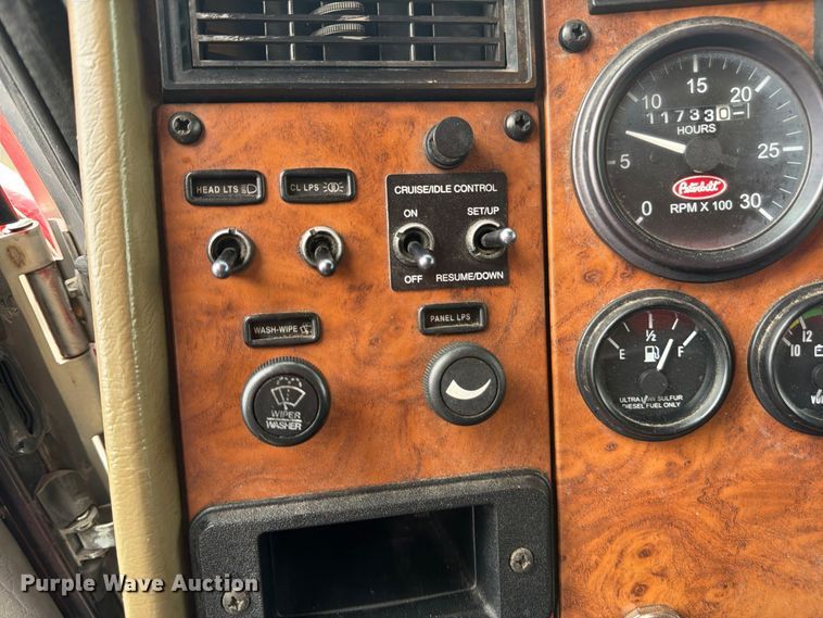 image for item FP4072 2009 Peterbilt 335 fuel truck