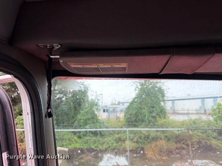 image for item FP4072 2009 Peterbilt 335 fuel truck