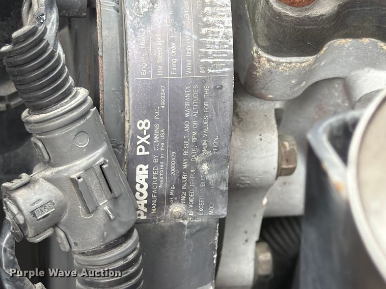image for item FP4072 2009 Peterbilt 335 fuel truck