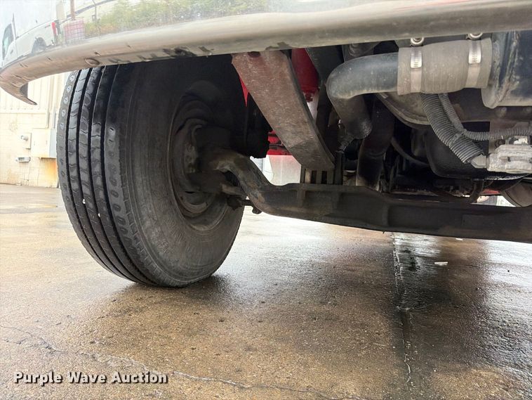image for item FP4072 2009 Peterbilt 335 fuel truck