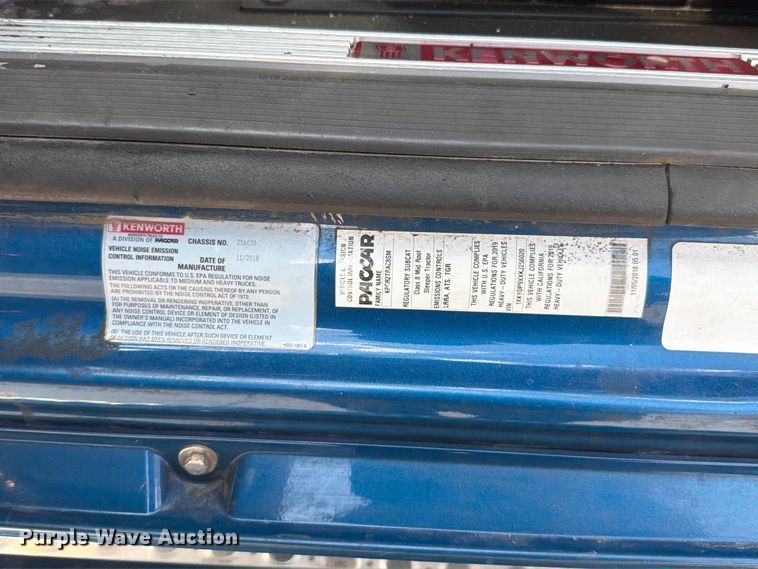 image for item FT6356 2019 Kenworth T680 semi truck