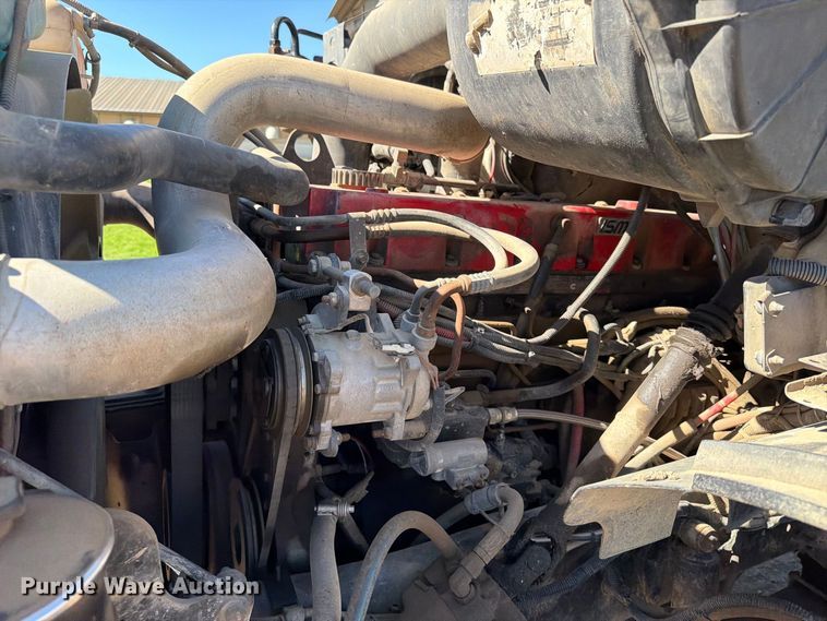 image for item FT7546 2002 Sterling A9500 semi truck