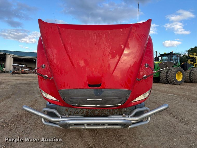 image for item FT8081 2006 Freightliner Columbia semi truck