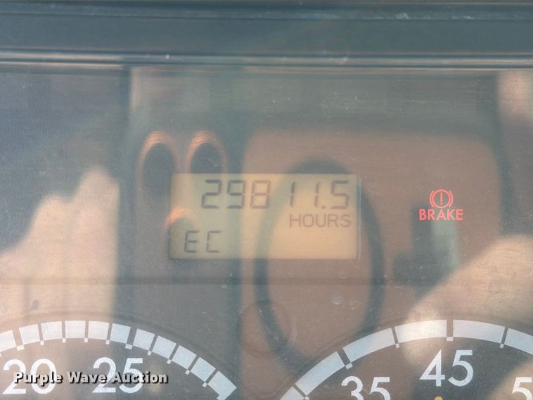 image for item FT8081 2006 Freightliner Columbia semi truck