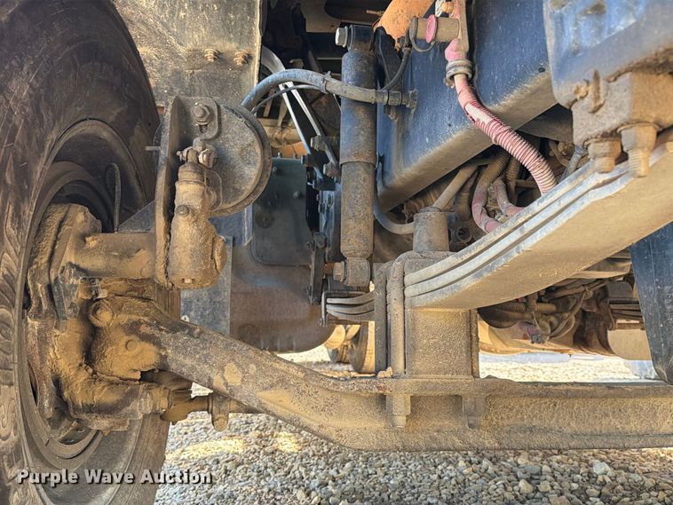 image for item FT8082 2015 Western Star 4900 semi truck