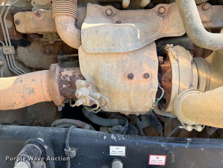 image for item FT8082 2015 Western Star 4900 semi truck