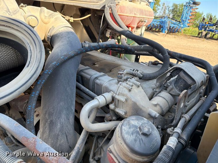 image for item FT8084 2007 Freightliner Columbia semi truck