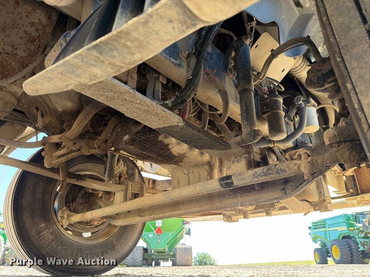 image for item FT8085 2007 Freightliner Columbia semi truck