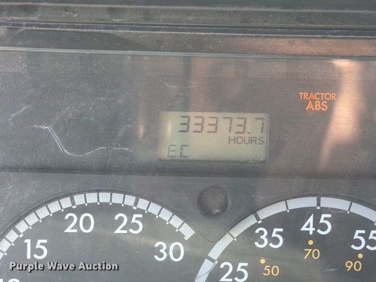 image for item FT8085 2007 Freightliner Columbia semi truck
