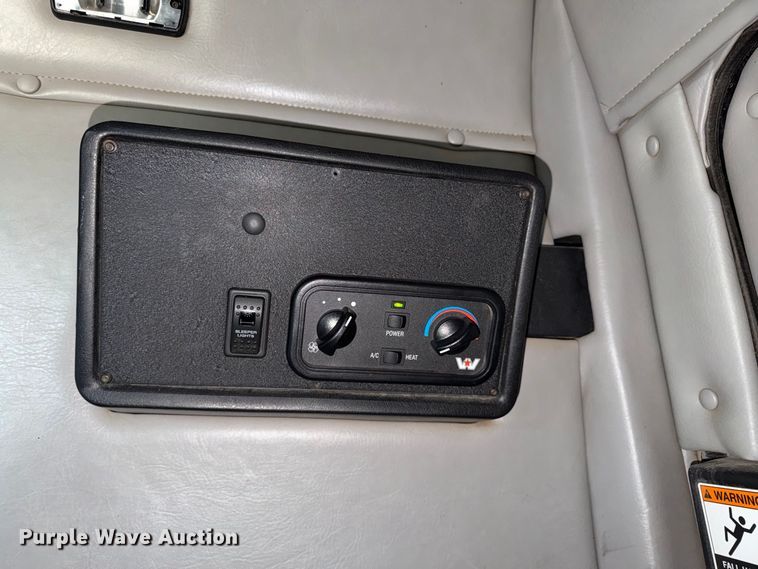 image for item FT8087 2015 Western Star 4900 semi truck