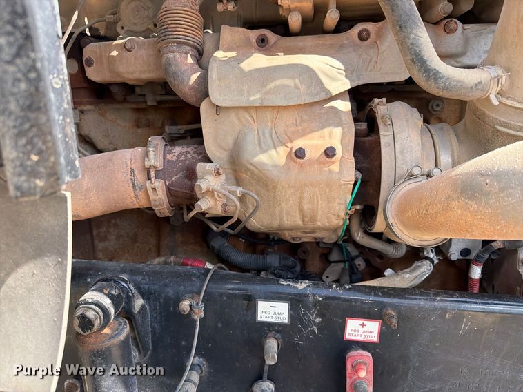 image for item FT8087 2015 Western Star 4900 semi truck