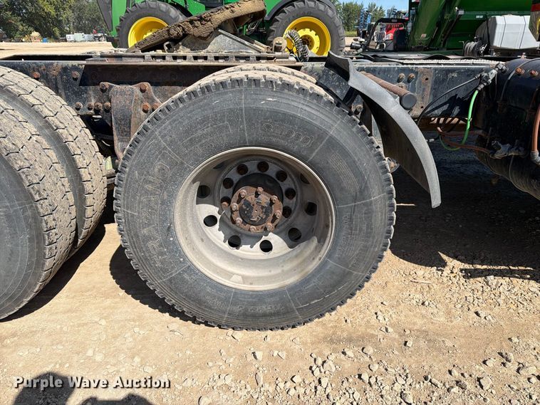 image for item FT8087 2015 Western Star 4900 semi truck