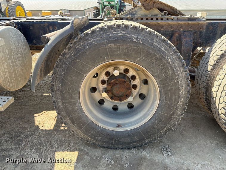 image for item FT8087 2015 Western Star 4900 semi truck