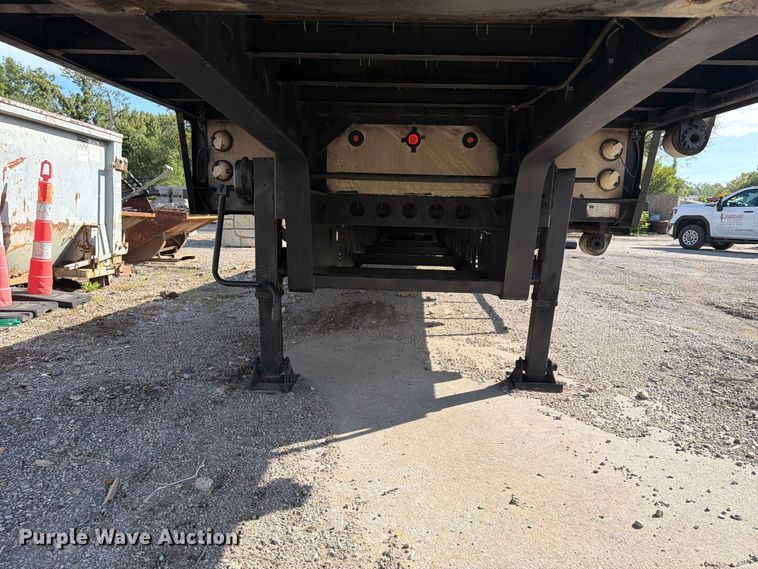 image for item FU4721 1995 Trail King K70LCS-482 drop deck equipment trailer
