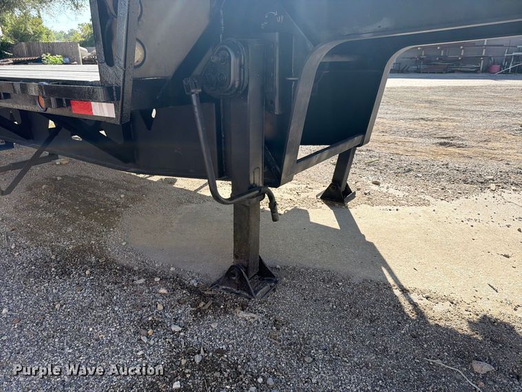 image for item FU4721 1995 Trail King K70LCS-482 drop deck equipment trailer