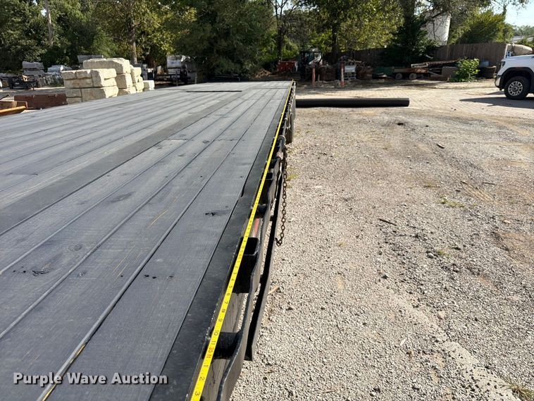 image for item FU4721 1995 Trail King K70LCS-482 drop deck equipment trailer