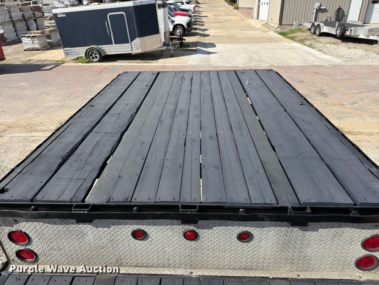 image for item FU4721 1995 Trail King K70LCS-482 drop deck equipment trailer