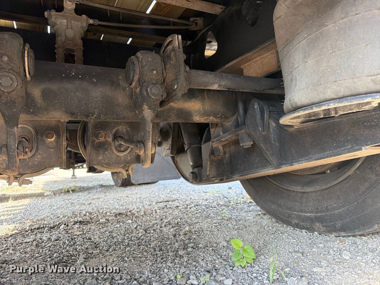 image for item FU4721 1995 Trail King K70LCS-482 drop deck equipment trailer