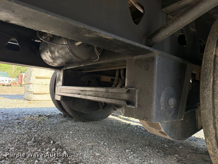image for item FU4721 1995 Trail King K70LCS-482 drop deck equipment trailer