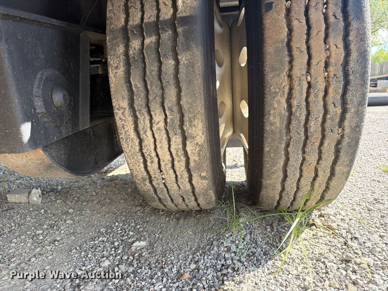 image for item FU4721 1995 Trail King K70LCS-482 drop deck equipment trailer