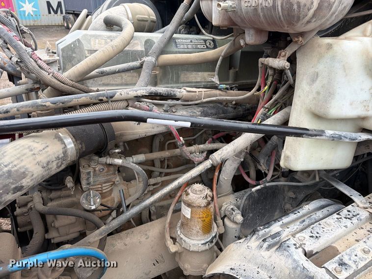 image for item FU4727 2006 Freightliner Columbia semi truck