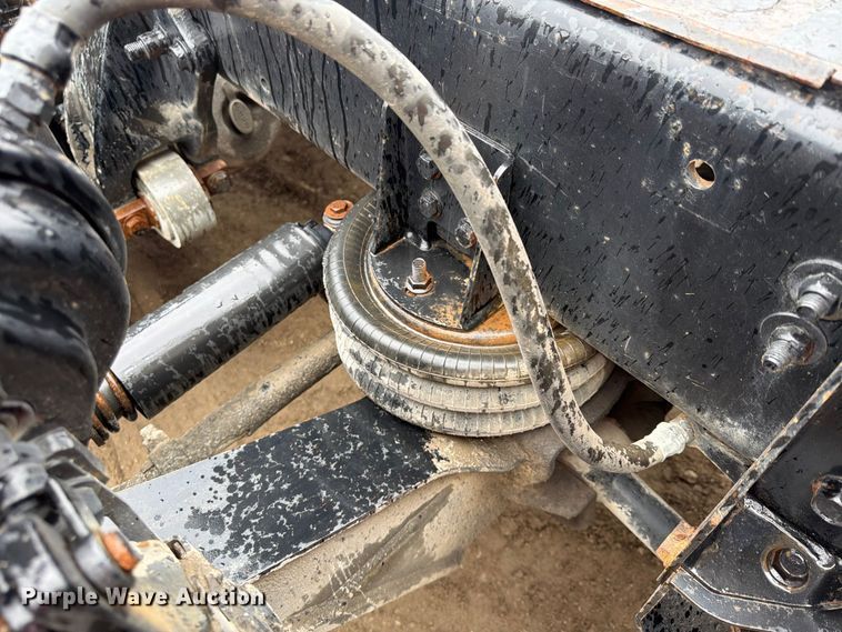 image for item FU4727 2006 Freightliner Columbia semi truck