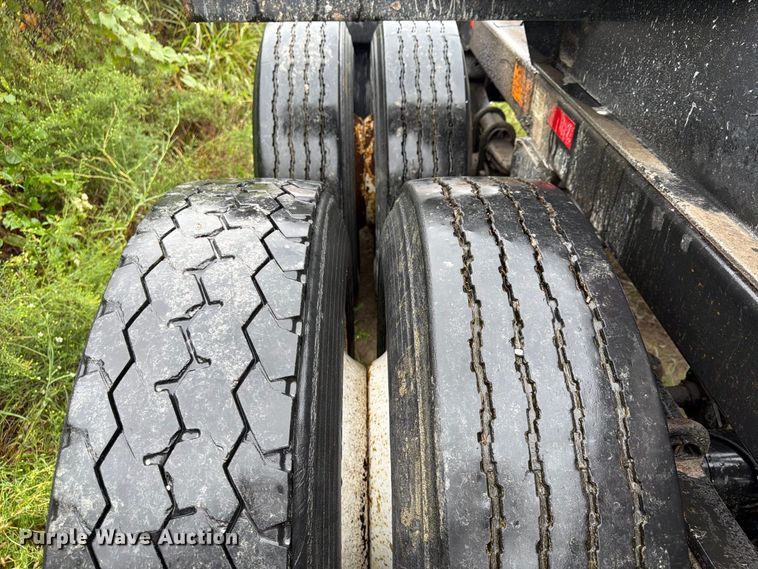 image for item FU4728 2011 Pratt CC2427-2R container trailer