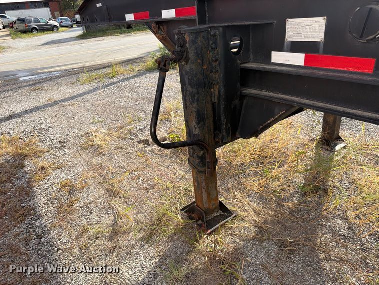 image for item FU4735 1999 Strick Corporation  container trailer