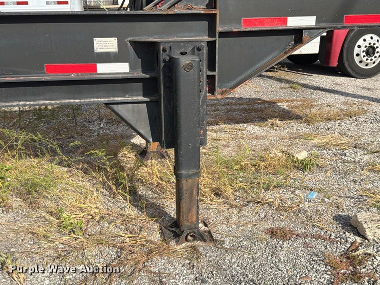 image for item FU4735 1999 Strick Corporation  container trailer
