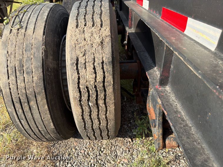 image for item FU4735 1999 Strick Corporation  container trailer