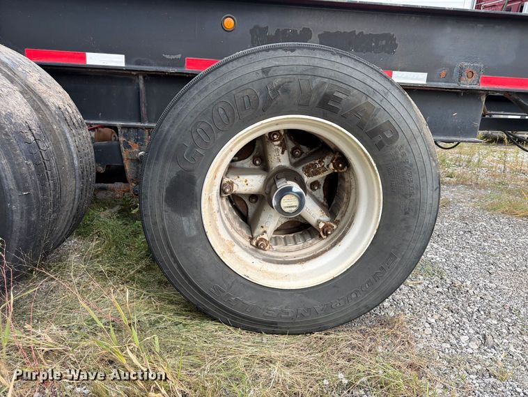 image for item FU4735 1999 Strick Corporation  container trailer