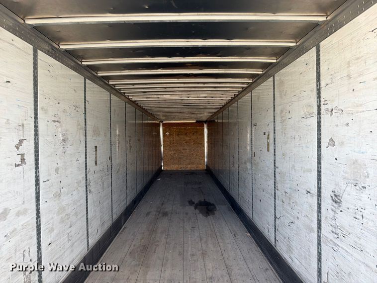 image for item FU4736 2008 Stoughton ZGPVW-535T-S-C-AR dry van trailer