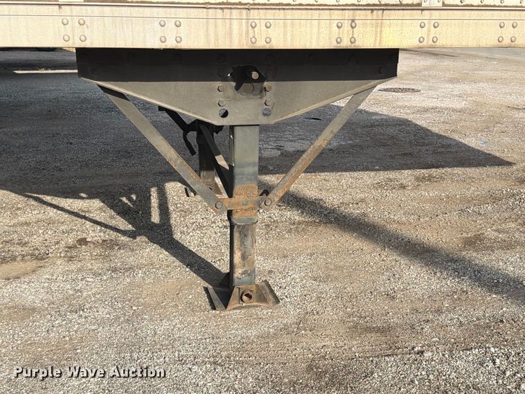 image for item FU4736 2008 Stoughton ZGPVW-535T-S-C-AR dry van trailer