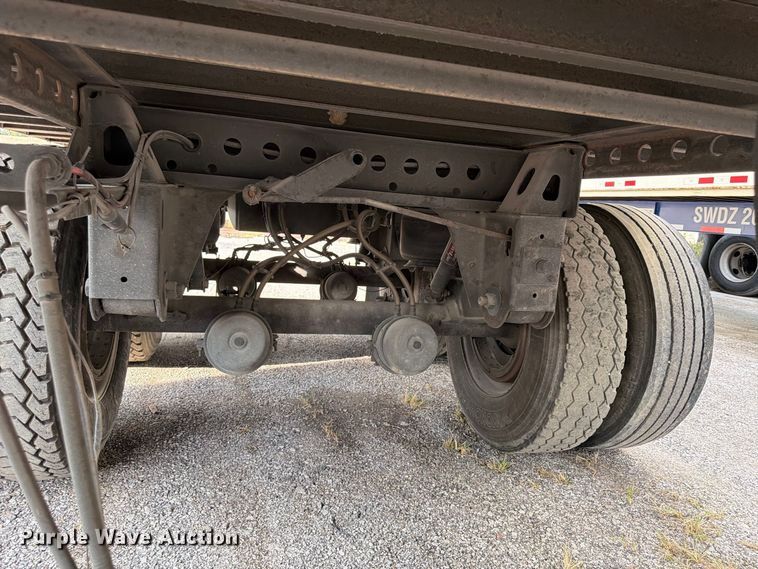image for item FU4736 2008 Stoughton ZGPVW-535T-S-C-AR dry van trailer