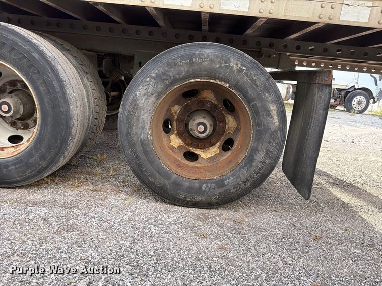 image for item FU4736 2008 Stoughton ZGPVW-535T-S-C-AR dry van trailer