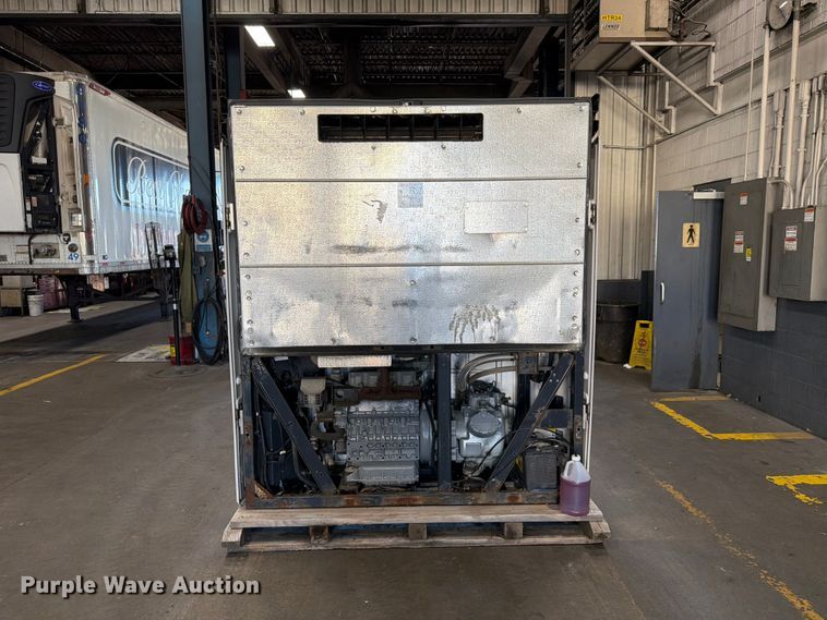 image for item FU4742 Carrier X2100 reefer unit