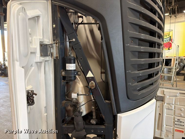image for item FU4742 Carrier X2100 reefer unit